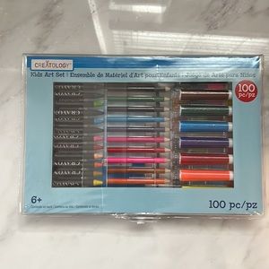 Creatology Kids 100 Piece Art Set Never been Used